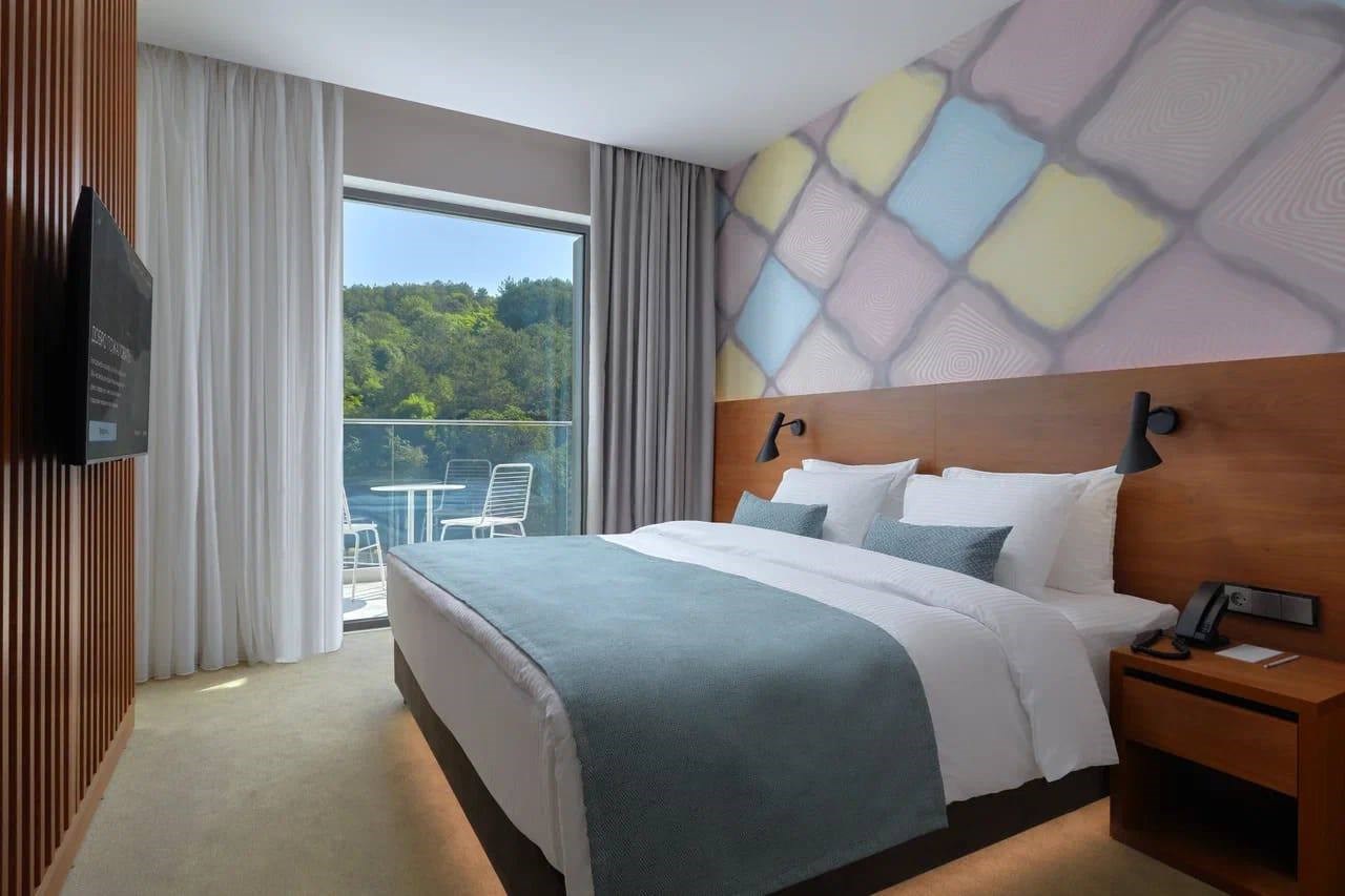 Джуниор Сюит 1