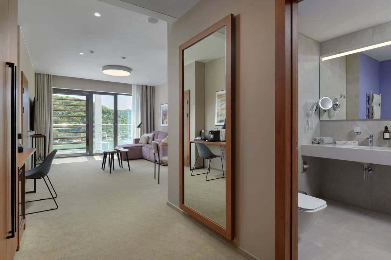 Гранд Люкс 10