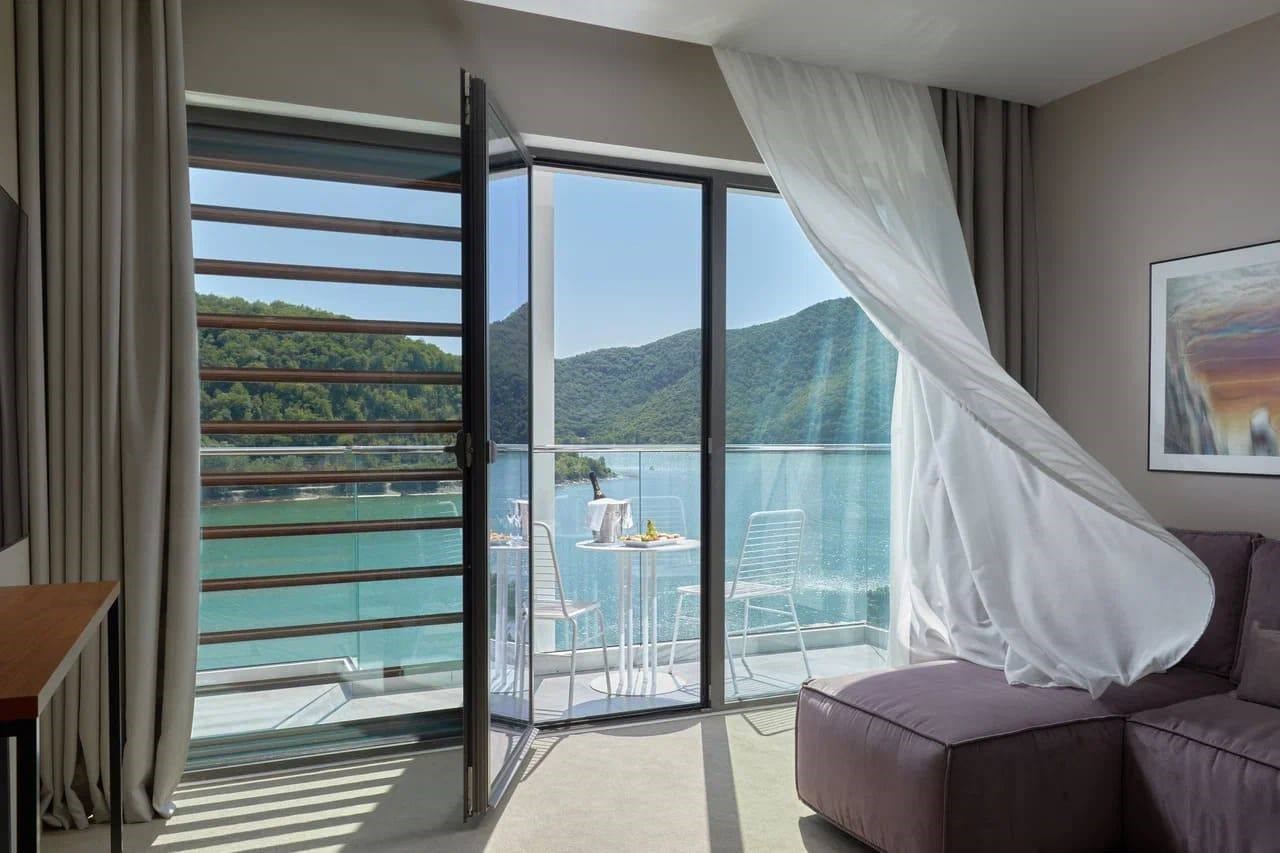 Гранд Люкс 3