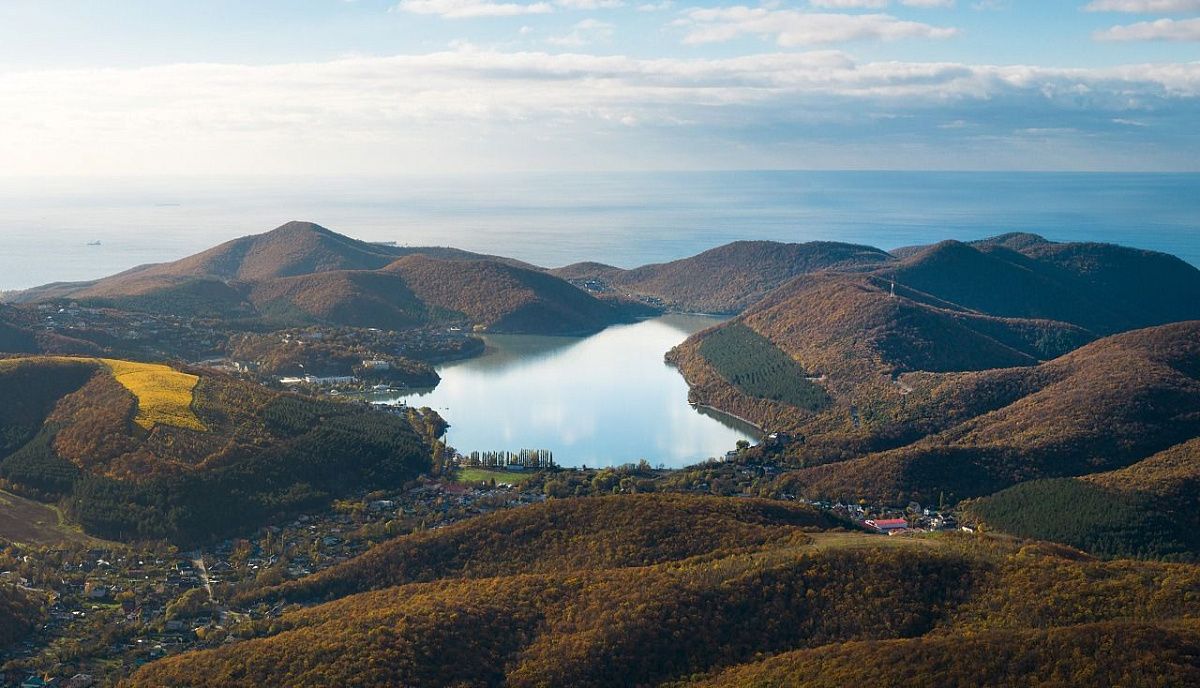 Эко Абрау. Усадьба «Круглое озеро»